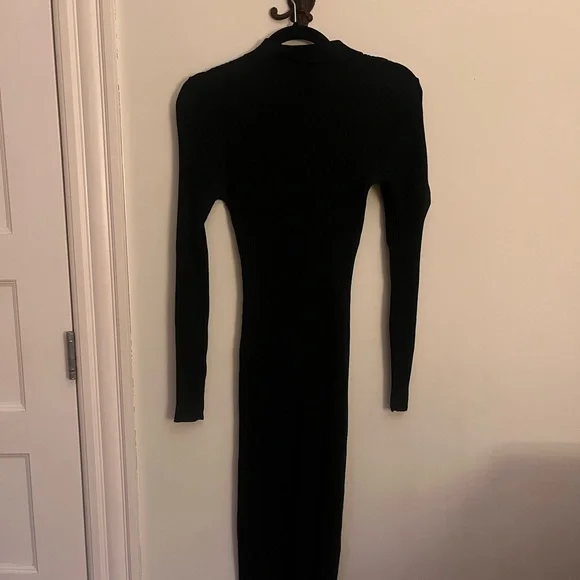 Abercrombie // Black Ribbed Sweater Dress - Picture 4 of 5